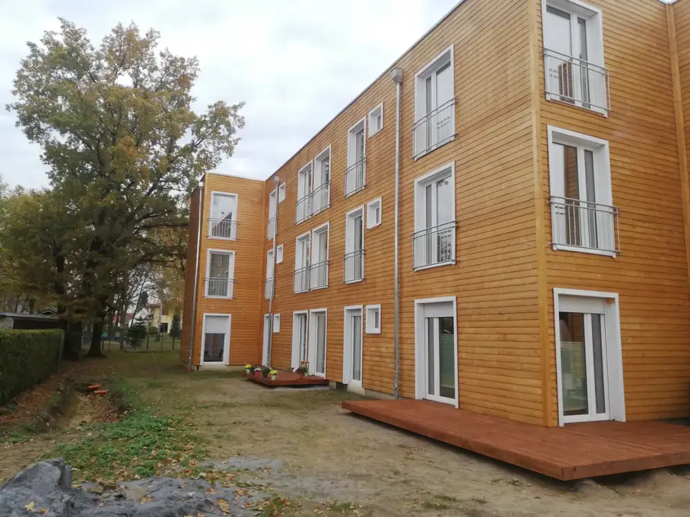 Wohnanlage Fredersdorf, 15 Wohneinheiten · großer Garten